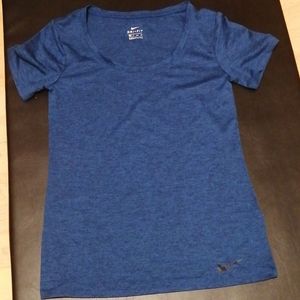 Nikes shirts